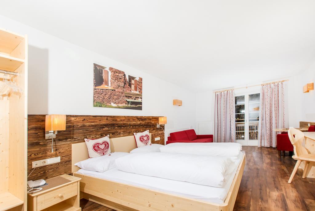 Hotel Gasthof Weiherbad Villabassa Esterno foto