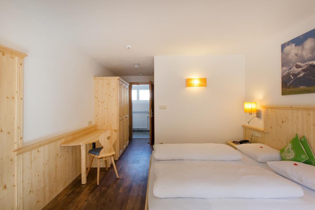 Hotel Gasthof Weiherbad Villabassa Esterno foto